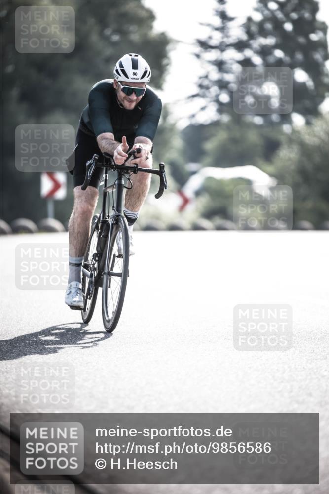 21.06.2026 - 29. Vierlanden-Triathlon H.Heesch http://msf.ph/oto/9856586 21.06.2026 09:01:29 Radfahren 80, 101 meine-sportfotos.de