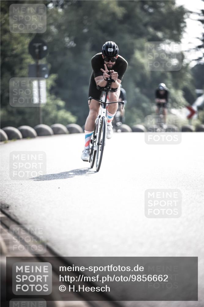 21.06.2026 - 29. Vierlanden-Triathlon H.Heesch http://msf.ph/oto/9856662 21.06.2026 09:01:38 Radfahren 5, 100, 161 meine-sportfotos.de