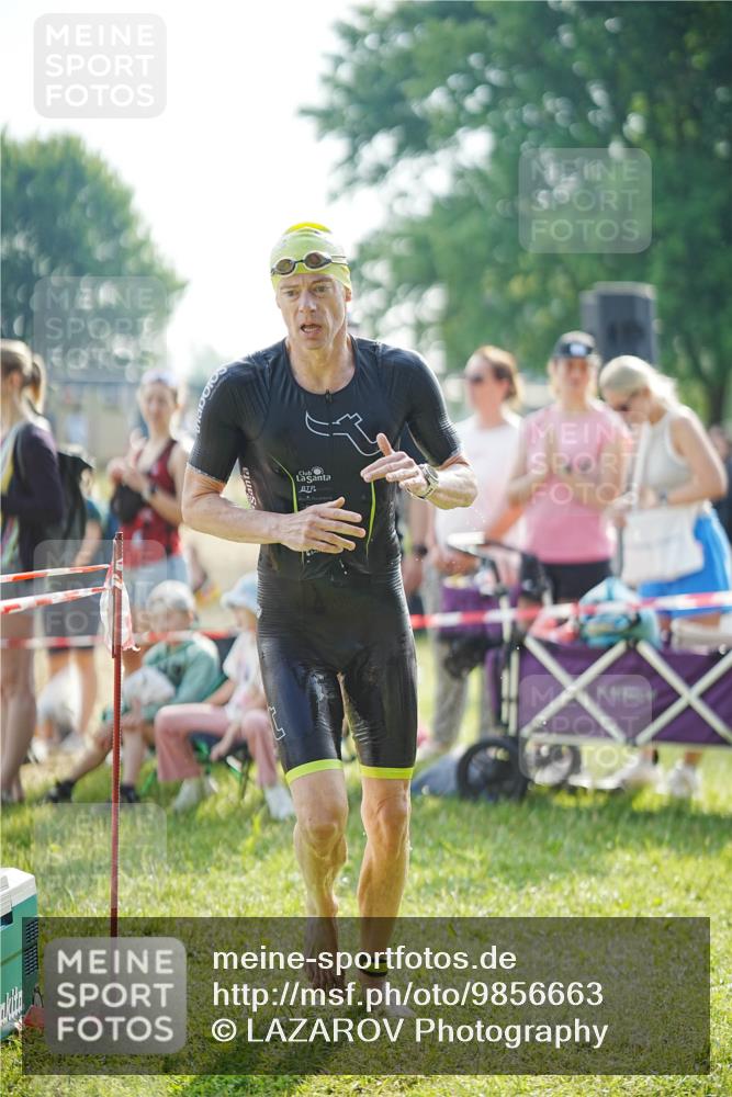 21.06.2026 - 29. Vierlanden-Triathlon LAZAROV Photography http://msf.ph/oto/9856663 21.06.2026 08:40:09 Schwimmen 7, 21 meine-sportfotos.de