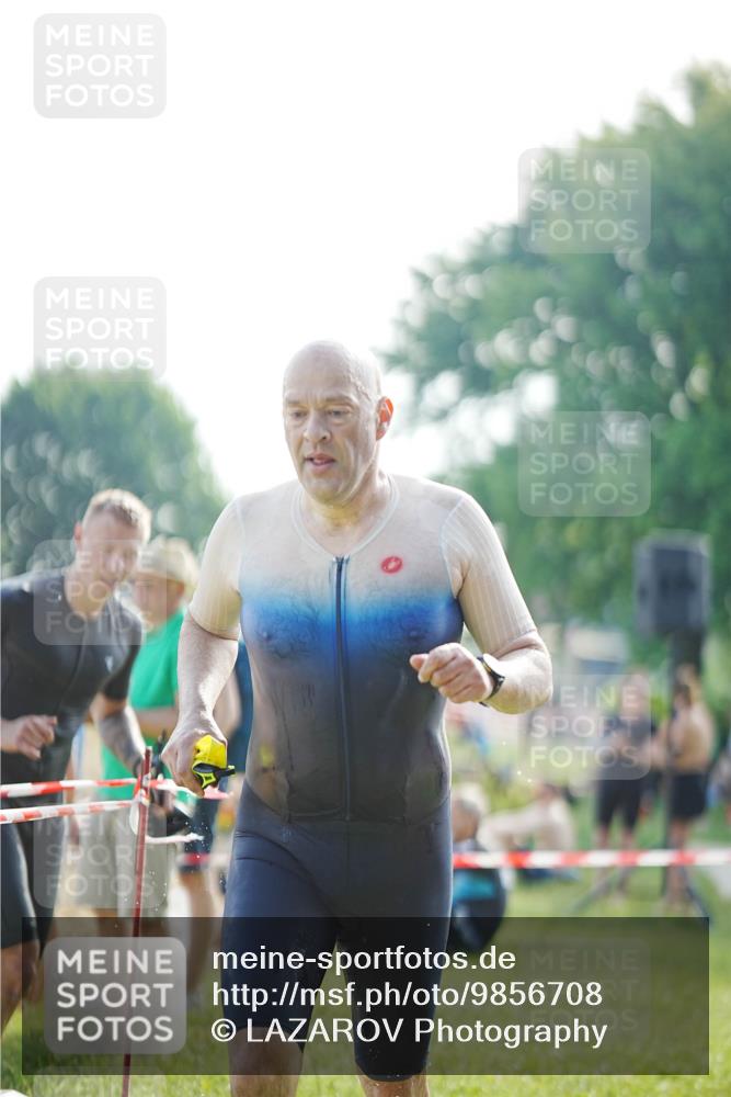 21.06.2026 - 29. Vierlanden-Triathlon LAZAROV Photography http://msf.ph/oto/9856708 21.06.2026 08:49:15 Schwimmen 86, 199 meine-sportfotos.de