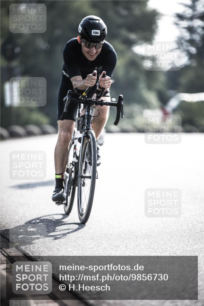 21.06.2026 - 29. Vierlanden-Triathlon H.Heesch http://msf.ph/oto/9856730 21.06.2026 09:01:42 Radfahren 5, 100, 161 meine-sportfotos.de
