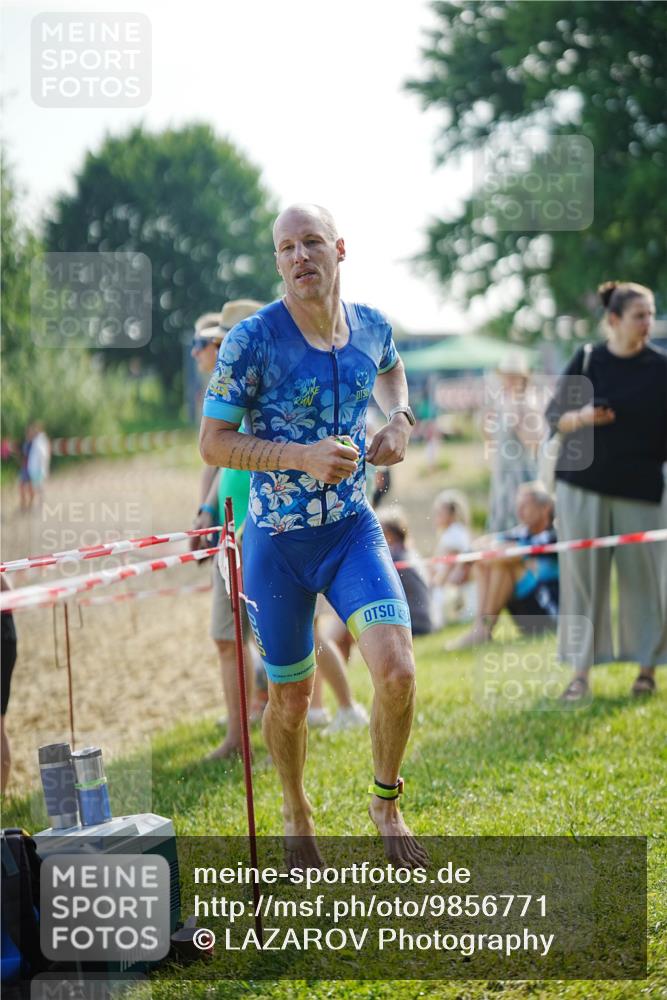 21.06.2026 - 29. Vierlanden-Triathlon LAZAROV Photography http://msf.ph/oto/9856771 21.06.2026 08:50:17 Schwimmen 52, 139 meine-sportfotos.de