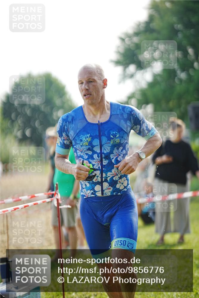 21.06.2026 - 29. Vierlanden-Triathlon LAZAROV Photography http://msf.ph/oto/9856776 21.06.2026 08:50:17 Schwimmen 52, 139 meine-sportfotos.de