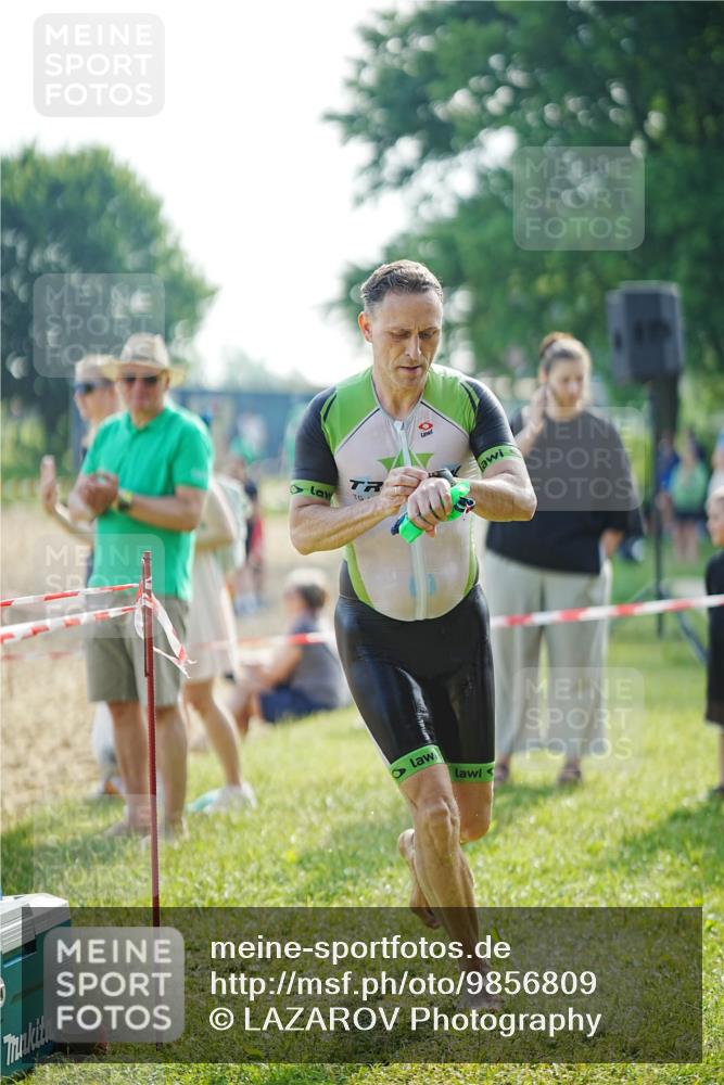21.06.2026 - 29. Vierlanden-Triathlon LAZAROV Photography http://msf.ph/oto/9856809 21.06.2026 08:50:50 Schwimmen 101, 163 meine-sportfotos.de
