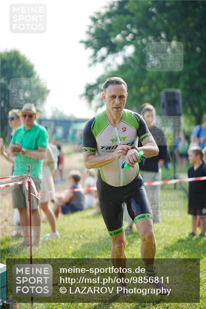 21.06.2026 - 29. Vierlanden-Triathlon LAZAROV Photography http://msf.ph/oto/9856811 21.06.2026 08:50:50 Schwimmen 101, 163 meine-sportfotos.de