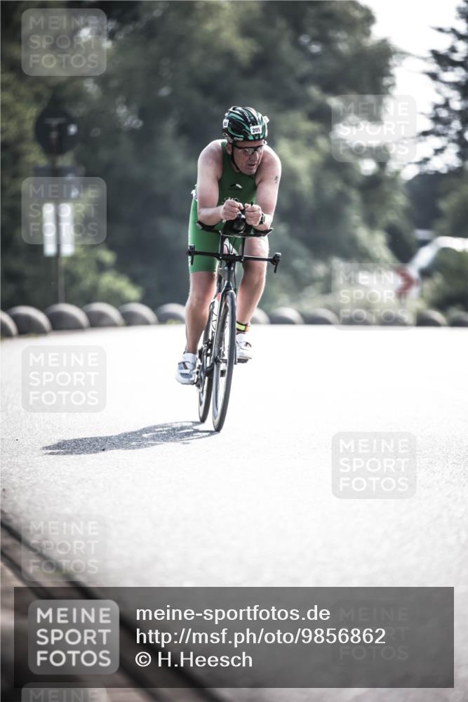 21.06.2026 - 29. Vierlanden-Triathlon H.Heesch http://msf.ph/oto/9856862 21.06.2026 09:02:23 Radfahren 205 meine-sportfotos.de