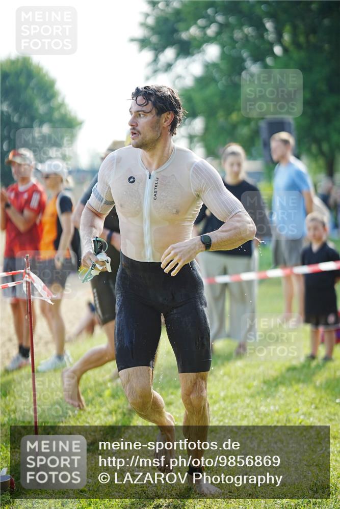 21.06.2026 - 29. Vierlanden-Triathlon LAZAROV Photography http://msf.ph/oto/9856869 21.06.2026 08:51:35 Schwimmen 50, 81, 157, 161 meine-sportfotos.de