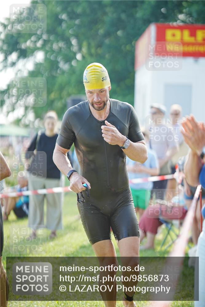 21.06.2026 - 29. Vierlanden-Triathlon LAZAROV Photography http://msf.ph/oto/9856873 21.06.2026 08:51:36 Schwimmen 50, 81, 157, 161 meine-sportfotos.de