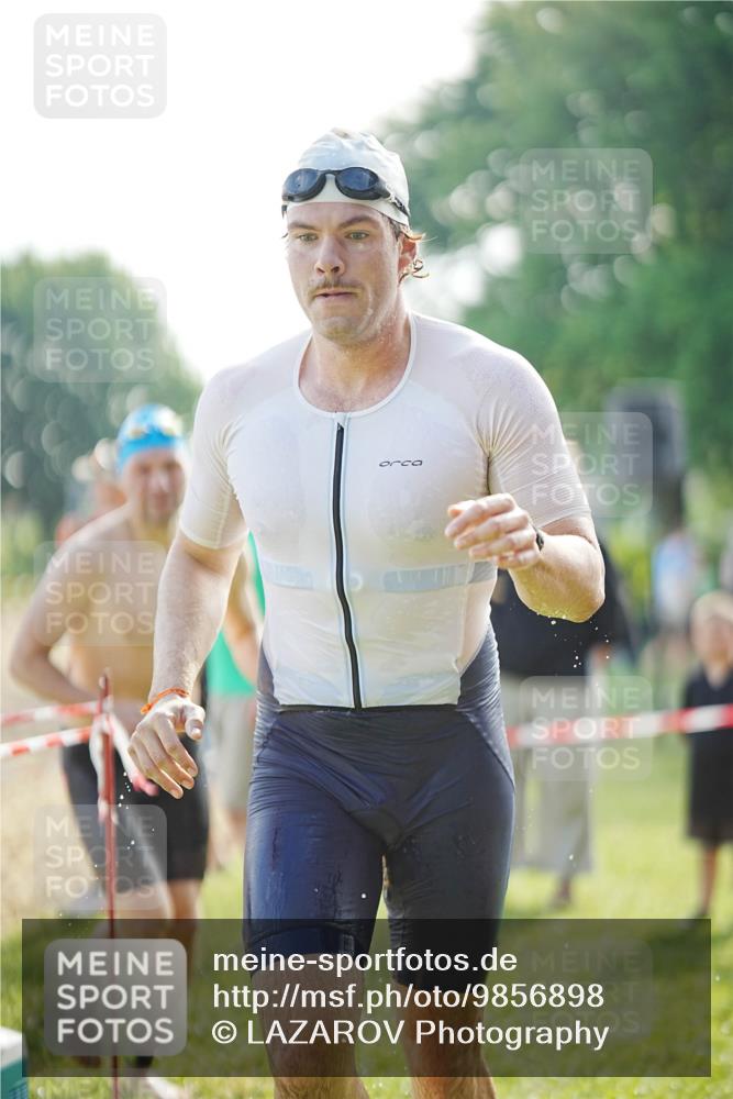 21.06.2026 - 29. Vierlanden-Triathlon LAZAROV Photography http://msf.ph/oto/9856898 21.06.2026 08:52:19 Schwimmen 5, 58, 171 meine-sportfotos.de