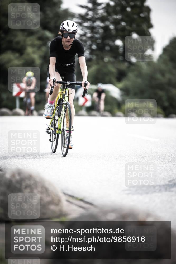 21.06.2026 - 29. Vierlanden-Triathlon H.Heesch http://msf.ph/oto/9856916 21.06.2026 10:28:58 Radfahren 499, 553, 558, 565, 601 meine-sportfotos.de