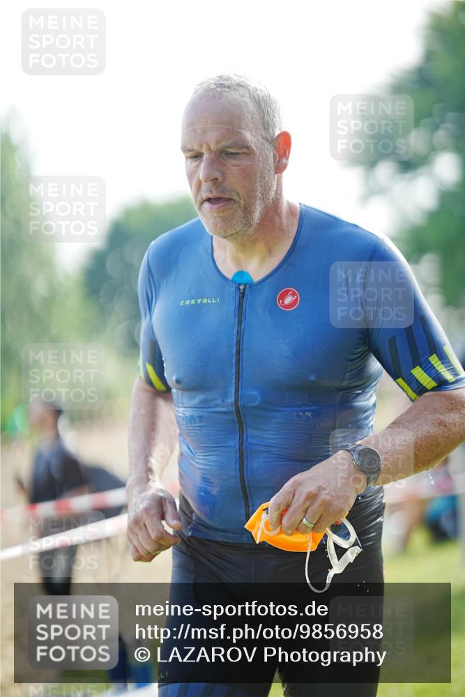 21.06.2026 - 29. Vierlanden-Triathlon LAZAROV Photography http://msf.ph/oto/9856958 21.06.2026 08:53:18 Schwimmen 200 meine-sportfotos.de
