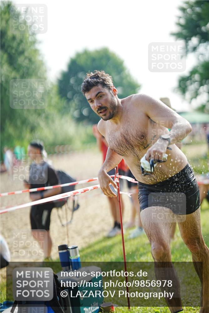 21.06.2026 - 29. Vierlanden-Triathlon LAZAROV Photography http://msf.ph/oto/9856978 21.06.2026 08:53:41 Schwimmen 15, 70 meine-sportfotos.de