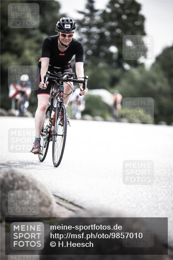 21.06.2026 - 29. Vierlanden-Triathlon H.Heesch http://msf.ph/oto/9857010 21.06.2026 10:29:05 Radfahren 16, 244, 247, 494, 565, 601, 603 meine-sportfotos.de