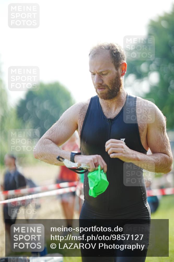 21.06.2026 - 29. Vierlanden-Triathlon LAZAROV Photography http://msf.ph/oto/9857127 21.06.2026 08:59:59 Schwimmen 114 meine-sportfotos.de