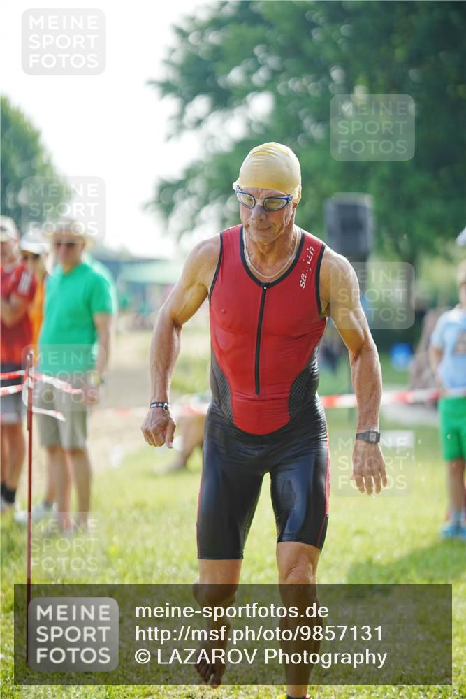 21.06.2026 - 29. Vierlanden-Triathlon LAZAROV Photography http://msf.ph/oto/9857131 21.06.2026 09:00:16 Schwimmen 178 meine-sportfotos.de