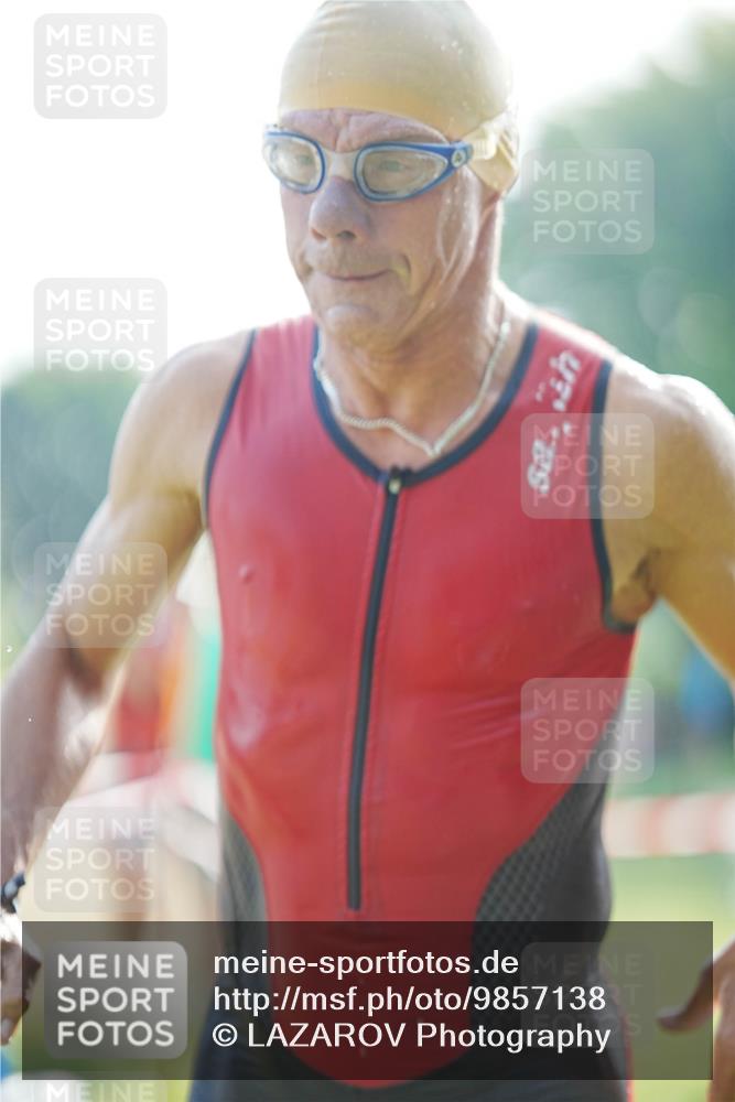 21.06.2026 - 29. Vierlanden-Triathlon LAZAROV Photography http://msf.ph/oto/9857138 21.06.2026 09:00:18 Schwimmen 178 meine-sportfotos.de