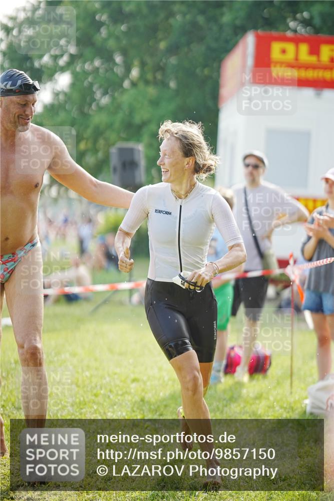 21.06.2026 - 29. Vierlanden-Triathlon LAZAROV Photography http://msf.ph/oto/9857150 21.06.2026 09:02:20 Schwimmen 217, 231, 283 meine-sportfotos.de