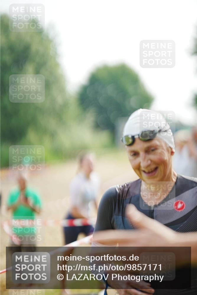 21.06.2026 - 29. Vierlanden-Triathlon LAZAROV Photography http://msf.ph/oto/9857171 21.06.2026 09:15:09 Schwimmen 248, 269, 294 meine-sportfotos.de