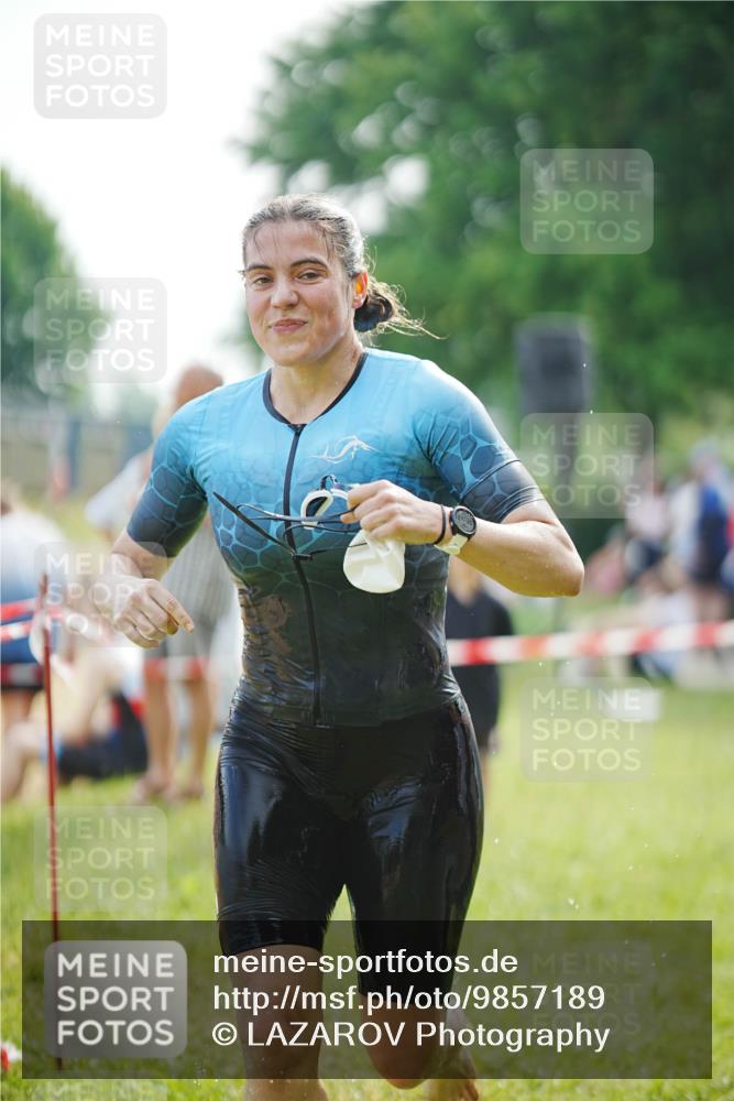 21.06.2026 - 29. Vierlanden-Triathlon LAZAROV Photography http://msf.ph/oto/9857189 21.06.2026 09:15:29 Schwimmen 260 meine-sportfotos.de