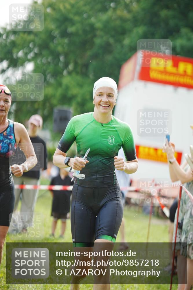 21.06.2026 - 29. Vierlanden-Triathlon LAZAROV Photography http://msf.ph/oto/9857218 21.06.2026 09:18:15 Schwimmen 232, 245, 259, 281 meine-sportfotos.de