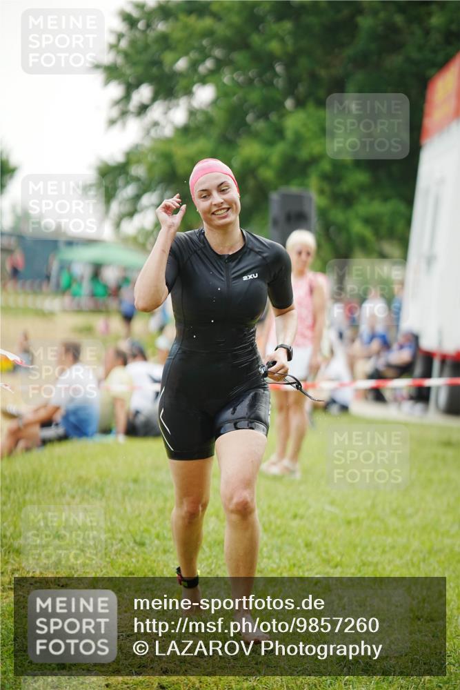 21.06.2026 - 29. Vierlanden-Triathlon LAZAROV Photography http://msf.ph/oto/9857260 21.06.2026 09:23:03 Schwimmen 279 meine-sportfotos.de