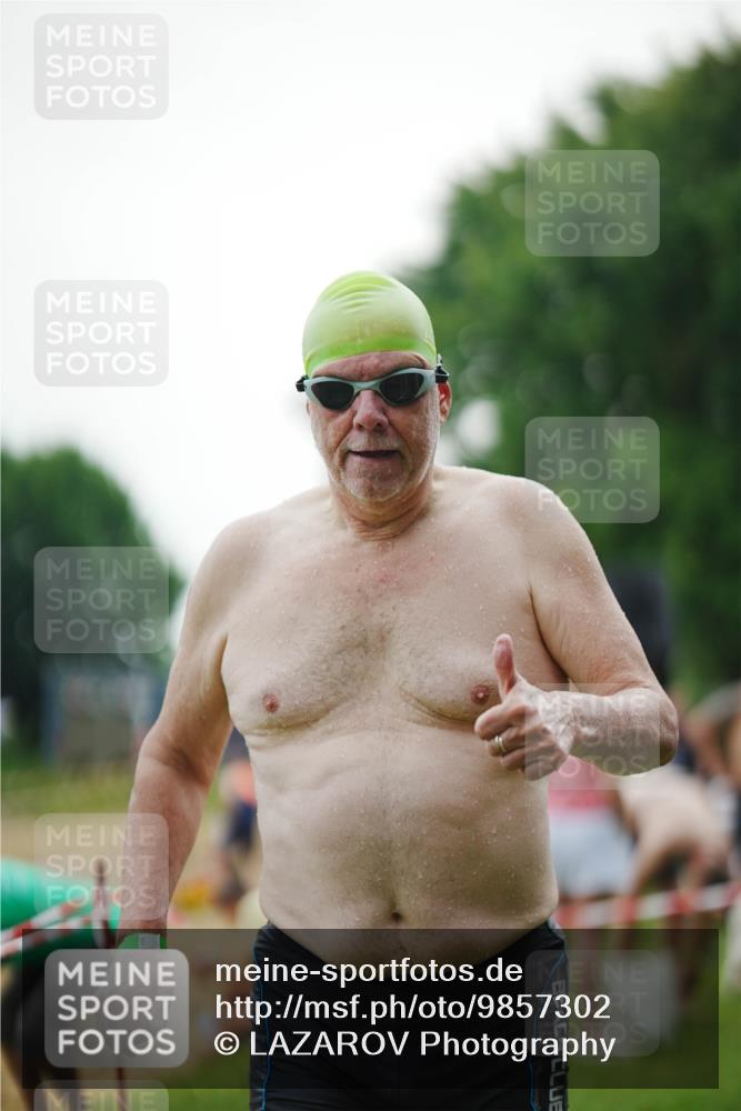 21.06.2026 - 29. Vierlanden-Triathlon LAZAROV Photography http://msf.ph/oto/9857302 21.06.2026 09:28:50 Schwimmen 289 meine-sportfotos.de