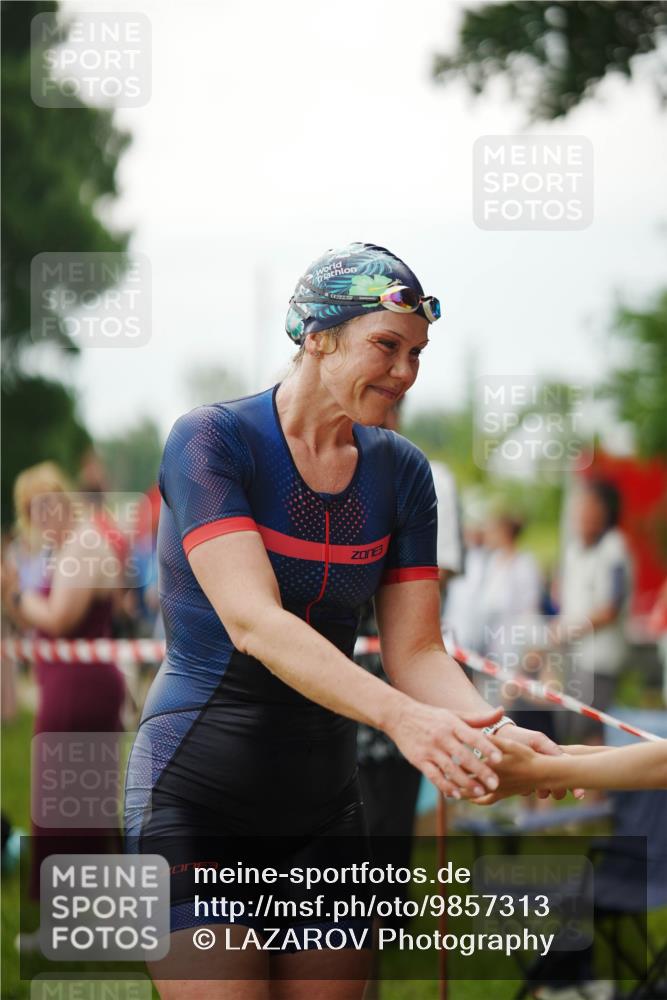 21.06.2026 - 29. Vierlanden-Triathlon LAZAROV Photography http://msf.ph/oto/9857313 21.06.2026 09:36:26 Schwimmen 247 meine-sportfotos.de