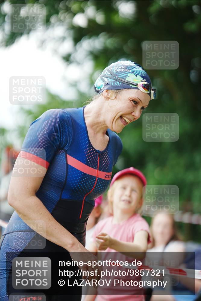 21.06.2026 - 29. Vierlanden-Triathlon LAZAROV Photography http://msf.ph/oto/9857321 21.06.2026 09:36:27 Schwimmen 247 meine-sportfotos.de
