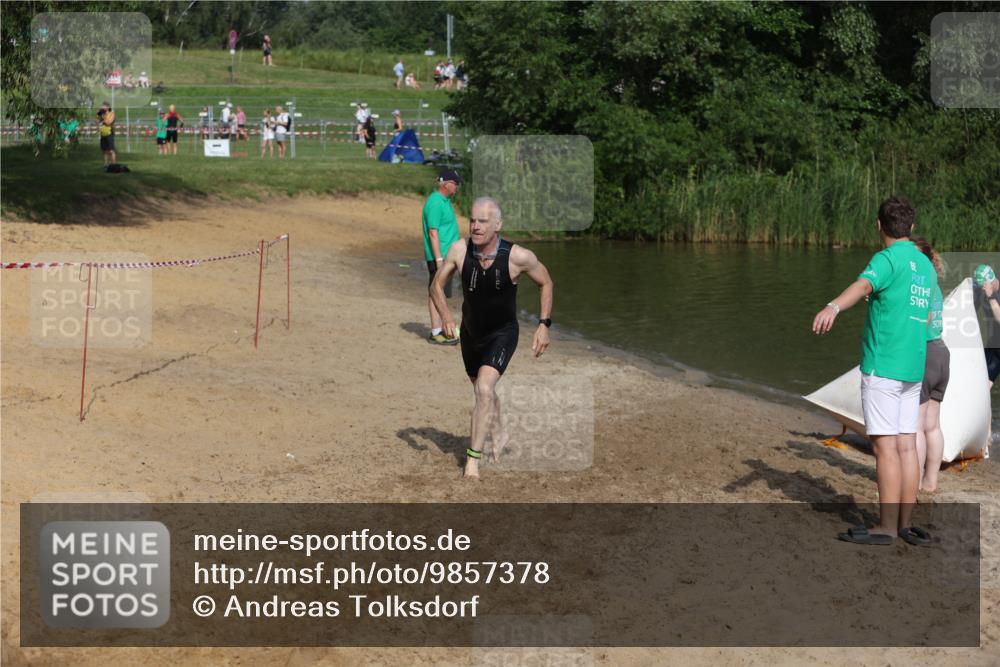 21.06.2026 - 29. Vierlanden-Triathlon Andreas Tolksdorf http://msf.ph/oto/9857378 21.06.2026 09:00:50 Schwimmen 74, 116, 140 meine-sportfotos.de