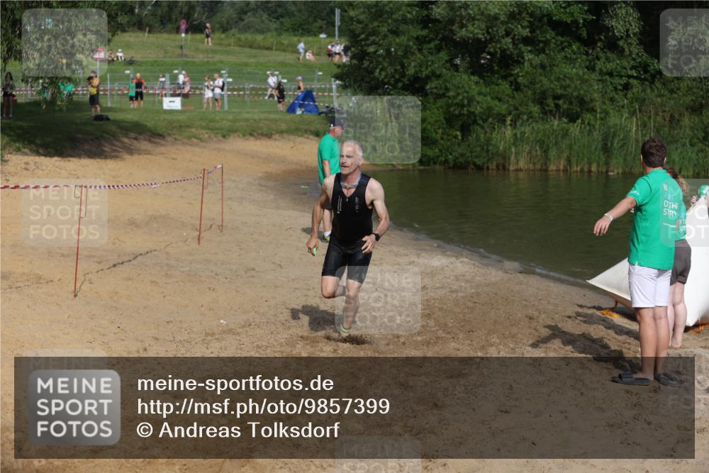 21.06.2026 - 29. Vierlanden-Triathlon Andreas Tolksdorf http://msf.ph/oto/9857399 21.06.2026 09:00:50 Schwimmen 74, 116, 140 meine-sportfotos.de