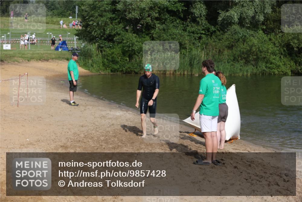 21.06.2026 - 29. Vierlanden-Triathlon Andreas Tolksdorf http://msf.ph/oto/9857428 21.06.2026 09:00:53 Schwimmen 74, 116, 140 meine-sportfotos.de
