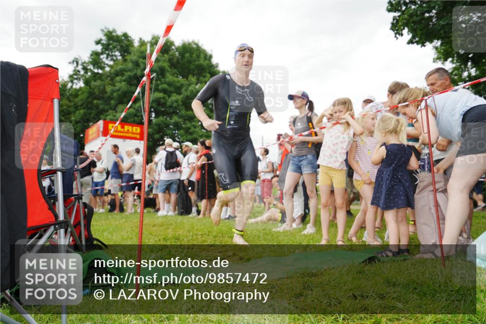 21.06.2026 - 29. Vierlanden-Triathlon LAZAROV Photography http://msf.ph/oto/9857472 21.06.2026 10:06:16 Schwimmen 464 meine-sportfotos.de