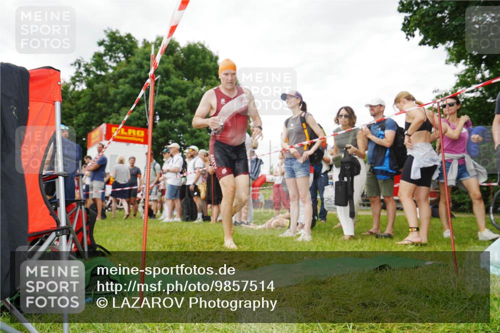 21.06.2026 - 29. Vierlanden-Triathlon LAZAROV Photography http://msf.ph/oto/9857514 21.06.2026 10:06:50 Schwimmen 394, 397, 410, 417, 443, 447 meine-sportfotos.de
