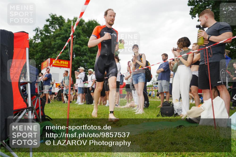 21.06.2026 - 29. Vierlanden-Triathlon LAZAROV Photography http://msf.ph/oto/9857537 21.06.2026 10:07:23 Schwimmen 425, 428, 445, 474 meine-sportfotos.de