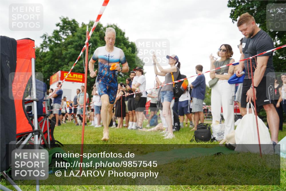21.06.2026 - 29. Vierlanden-Triathlon LAZAROV Photography http://msf.ph/oto/9857545 21.06.2026 10:07:59 Schwimmen 449 meine-sportfotos.de