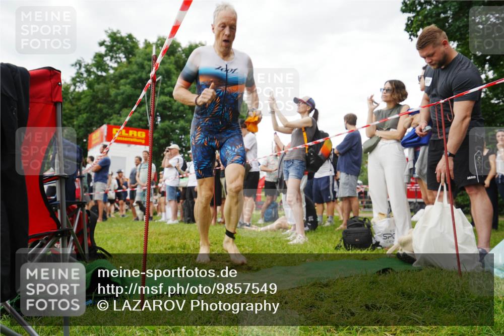 21.06.2026 - 29. Vierlanden-Triathlon LAZAROV Photography http://msf.ph/oto/9857549 21.06.2026 10:07:59 Schwimmen 449 meine-sportfotos.de
