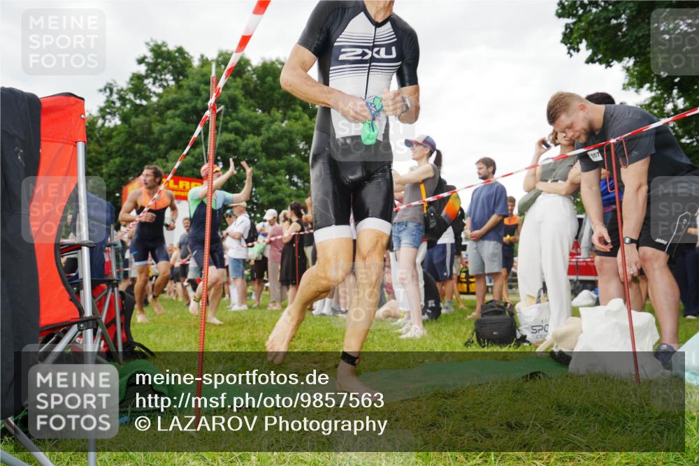 21.06.2026 - 29. Vierlanden-Triathlon LAZAROV Photography http://msf.ph/oto/9857563 21.06.2026 10:08:14 Schwimmen 393, 452, 459, 473, 478 meine-sportfotos.de