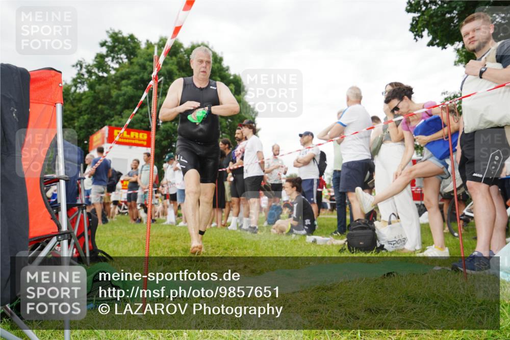 21.06.2026 - 29. Vierlanden-Triathlon LAZAROV Photography http://msf.ph/oto/9857651 21.06.2026 10:09:45 Schwimmen 400 meine-sportfotos.de