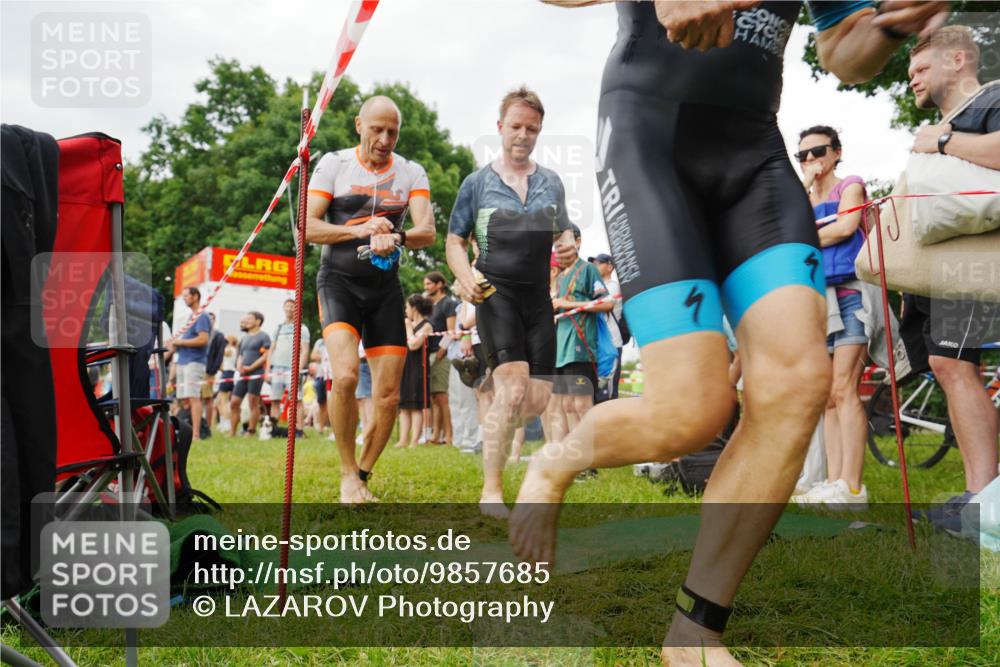 21.06.2026 - 29. Vierlanden-Triathlon LAZAROV Photography http://msf.ph/oto/9857685 21.06.2026 10:11:48 Schwimmen 402, 404, 426, 463 meine-sportfotos.de