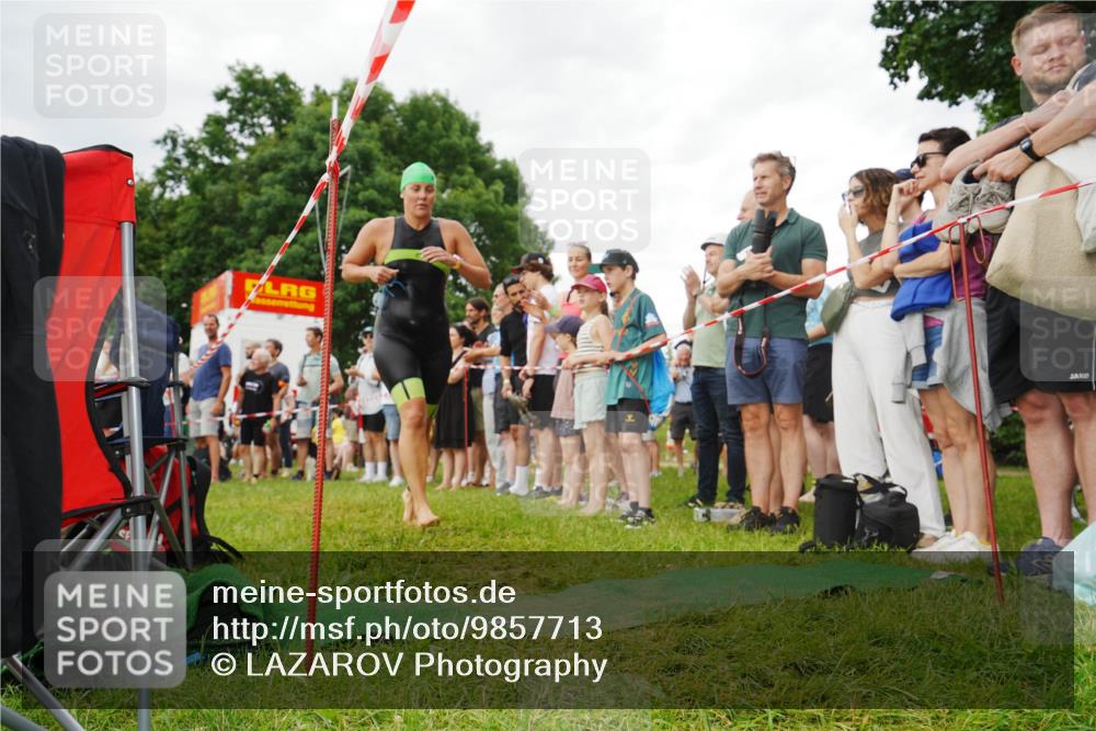 21.06.2026 - 29. Vierlanden-Triathlon LAZAROV Photography http://msf.ph/oto/9857713 21.06.2026 10:13:15 Schwimmen 549 meine-sportfotos.de