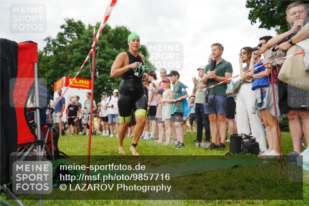 21.06.2026 - 29. Vierlanden-Triathlon LAZAROV Photography http://msf.ph/oto/9857716 21.06.2026 10:13:15 Schwimmen 549 meine-sportfotos.de