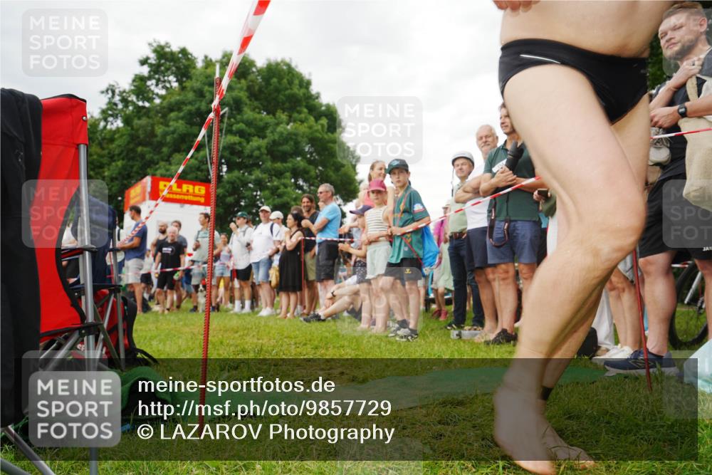 21.06.2026 - 29. Vierlanden-Triathlon LAZAROV Photography http://msf.ph/oto/9857729 21.06.2026 10:13:46 Schwimmen 415 meine-sportfotos.de