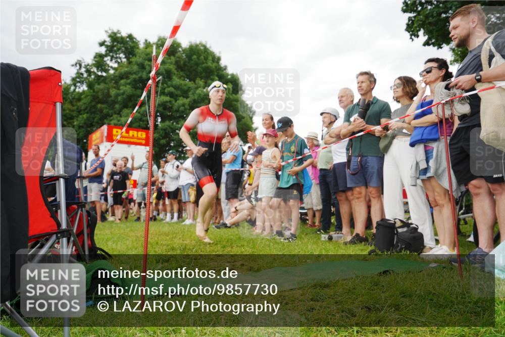 21.06.2026 - 29. Vierlanden-Triathlon LAZAROV Photography http://msf.ph/oto/9857730 21.06.2026 10:14:15 Schwimmen 609 meine-sportfotos.de