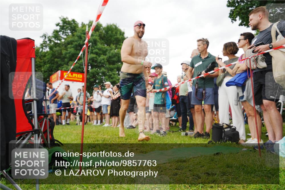21.06.2026 - 29. Vierlanden-Triathlon LAZAROV Photography http://msf.ph/oto/9857763 21.06.2026 10:15:28 Schwimmen 496, 564, 584, 614, 621 meine-sportfotos.de