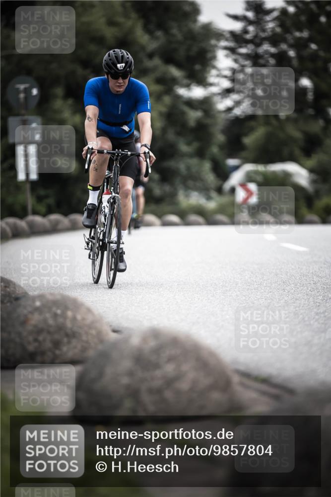 21.06.2026 - 29. Vierlanden-Triathlon H.Heesch http://msf.ph/oto/9857804 21.06.2026 10:29:55 Radfahren 2, 22, 56, 72, 113, 492, 502, 548 meine-sportfotos.de