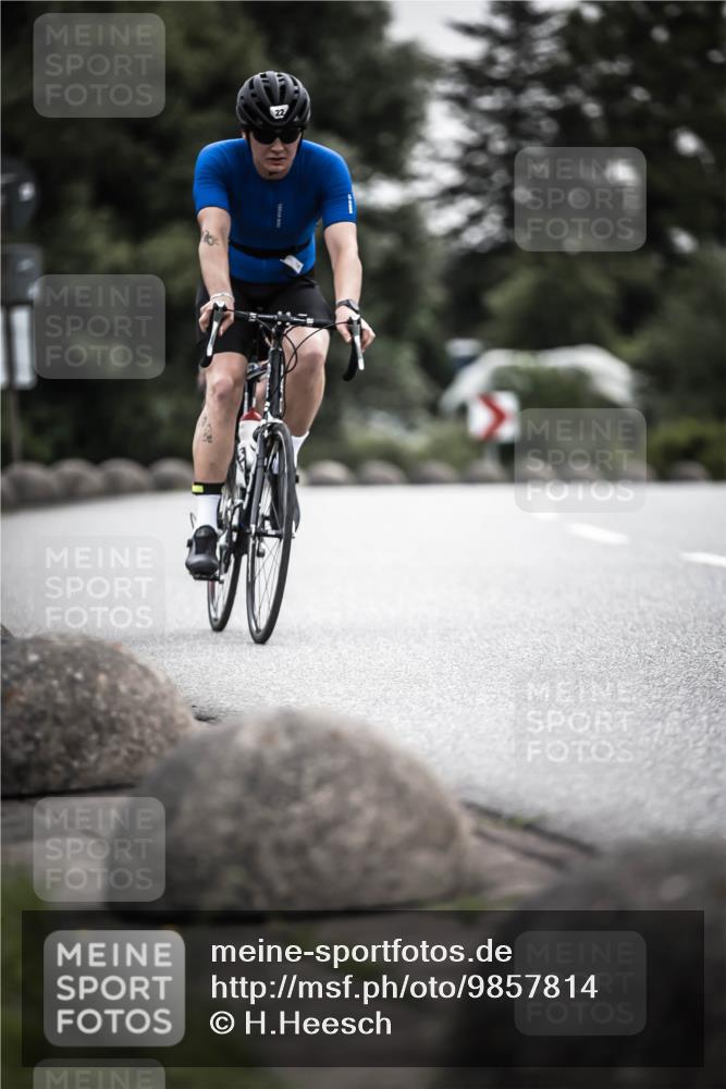 21.06.2026 - 29. Vierlanden-Triathlon H.Heesch http://msf.ph/oto/9857814 21.06.2026 10:29:55 Radfahren 2, 22, 56, 72, 113, 492, 502, 548 meine-sportfotos.de