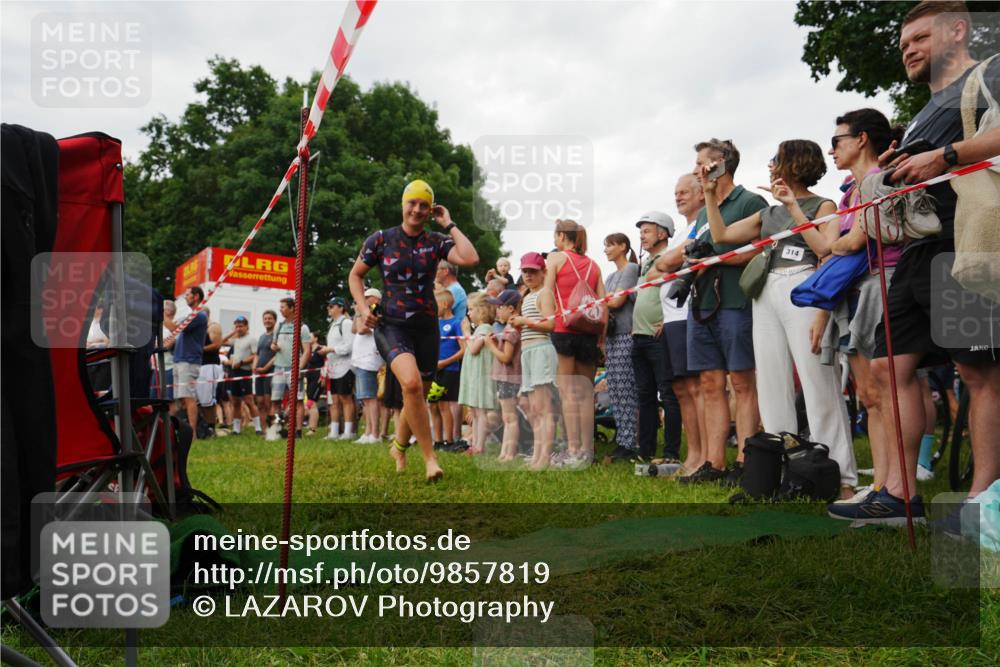 21.06.2026 - 29. Vierlanden-Triathlon LAZAROV Photography http://msf.ph/oto/9857819 21.06.2026 10:16:40 Schwimmen 383, 384, 441, 540 meine-sportfotos.de