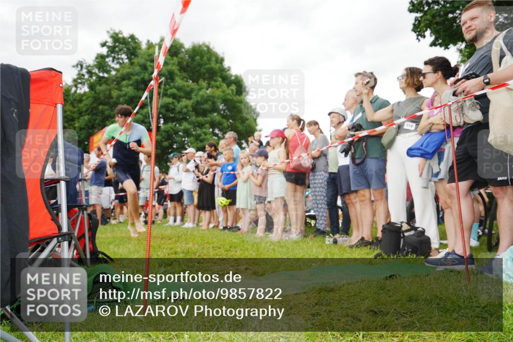 21.06.2026 - 29. Vierlanden-Triathlon LAZAROV Photography http://msf.ph/oto/9857822 21.06.2026 10:16:42 Schwimmen 384, 441, 540, 577 meine-sportfotos.de