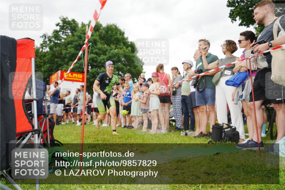 21.06.2026 - 29. Vierlanden-Triathlon LAZAROV Photography http://msf.ph/oto/9857829 21.06.2026 10:16:45 Schwimmen 384, 441, 540, 577 meine-sportfotos.de