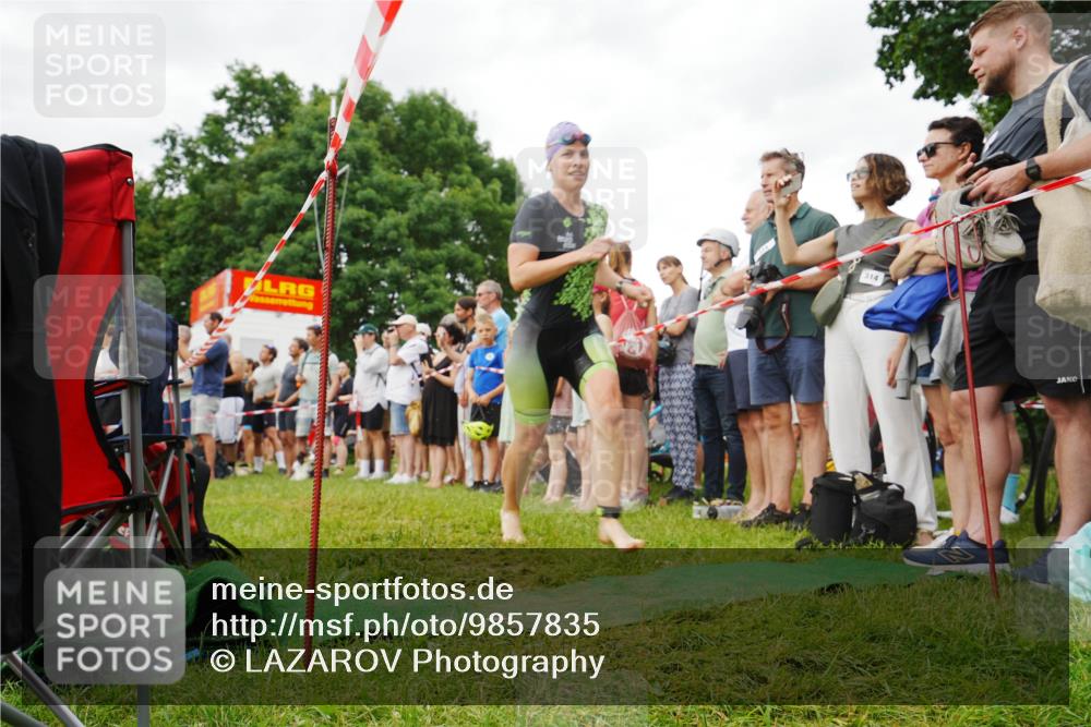21.06.2026 - 29. Vierlanden-Triathlon LAZAROV Photography http://msf.ph/oto/9857835 21.06.2026 10:16:45 Schwimmen 384, 441, 540, 577 meine-sportfotos.de